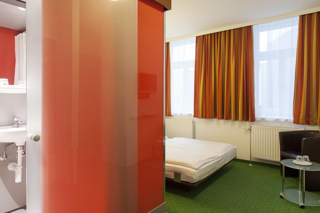 Stadthalle Frühstückspension